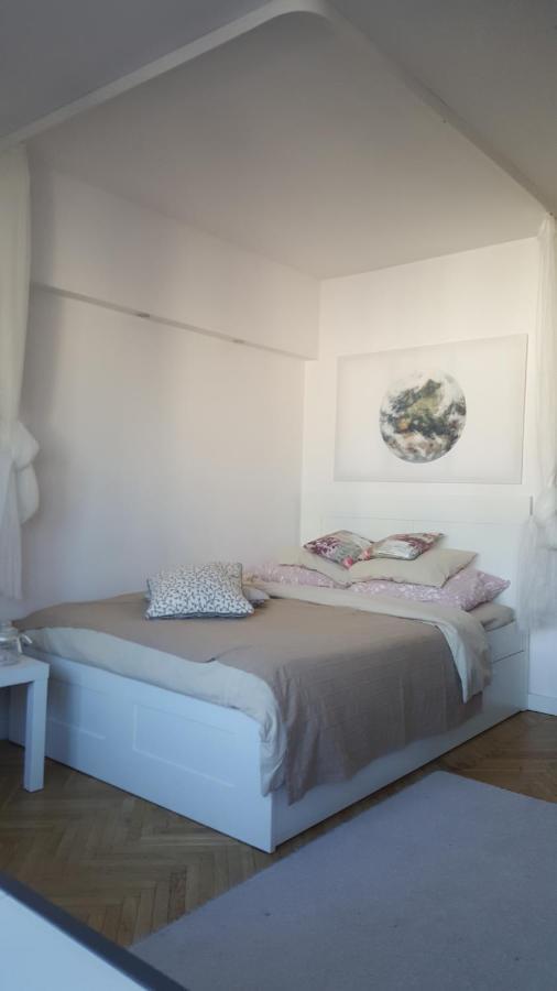 Apartament Chmielna Варшава Экстерьер фото