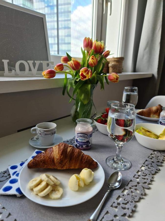Apartament Chmielna Варшава Экстерьер фото